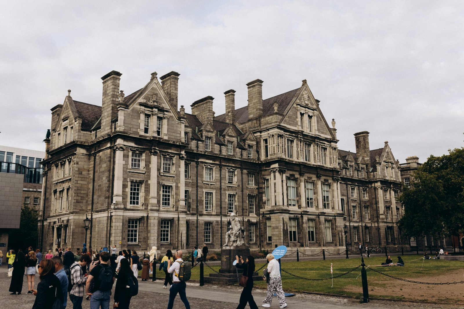 USA University Scholarships for Pakistani Students: Top Funding Opportunities Explained